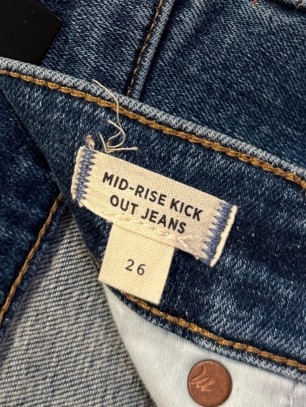 Madewell Mid-Rise Kick Out Jeans 26